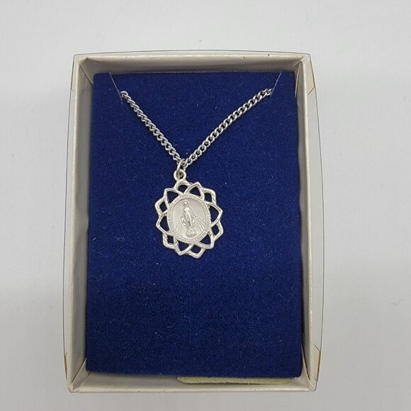 VINTAGE SILVER OUR LADY OF GRACE REGINA MIRACULOUS MEDAL NECKLACE PENDANT - Picture 2 of 7